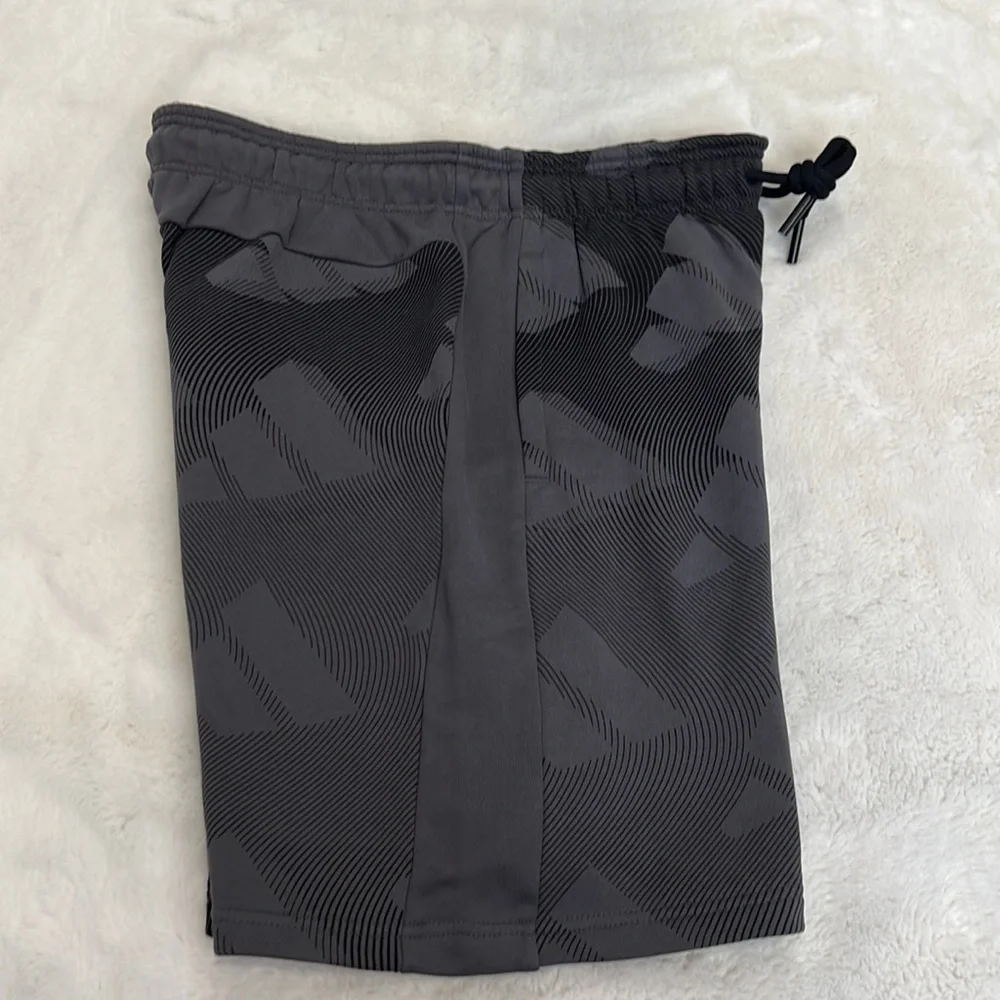 Adidas sportswear French terry cloth shirt size L graphic print black and gray - Picture 3 of 12